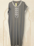 Djellaba grise